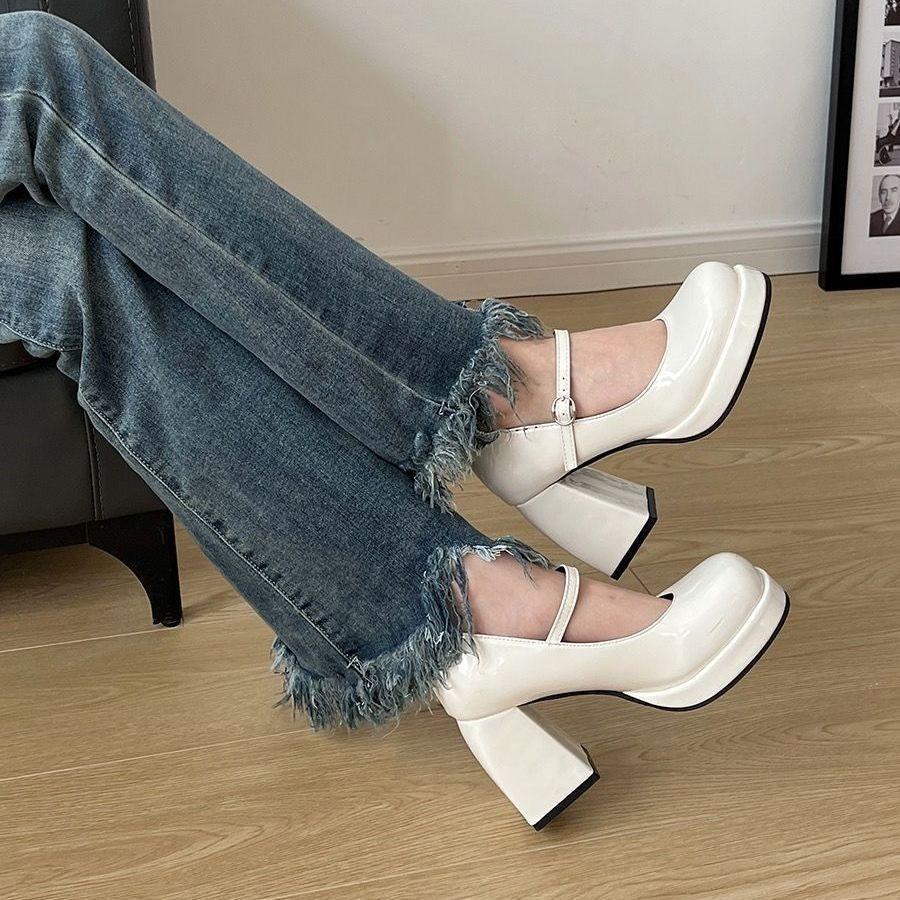 

High heels women s new one-word strap Mary Jane shoes versatile fashion thick heel single shoes 42