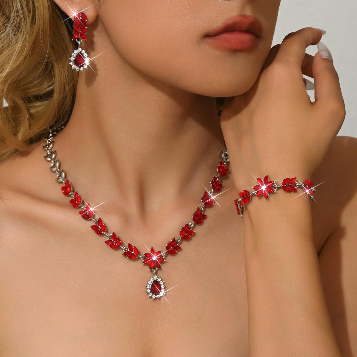 European and American fashion personality exquisite leaf drop earrings necklace bracelet classic bride wedding set