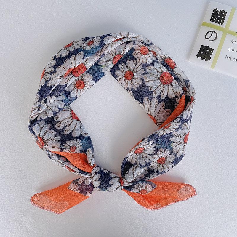 

Women s Breathable Printed Scarf: Small Square Shape Soft & Delicate Sun-protective Headscarf & Neck Scarf