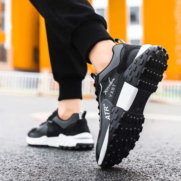 Herren Low-Top Schnür-Freizeitsneaker - Dicksohlig, Frühjahr/Herbst-Kollektion