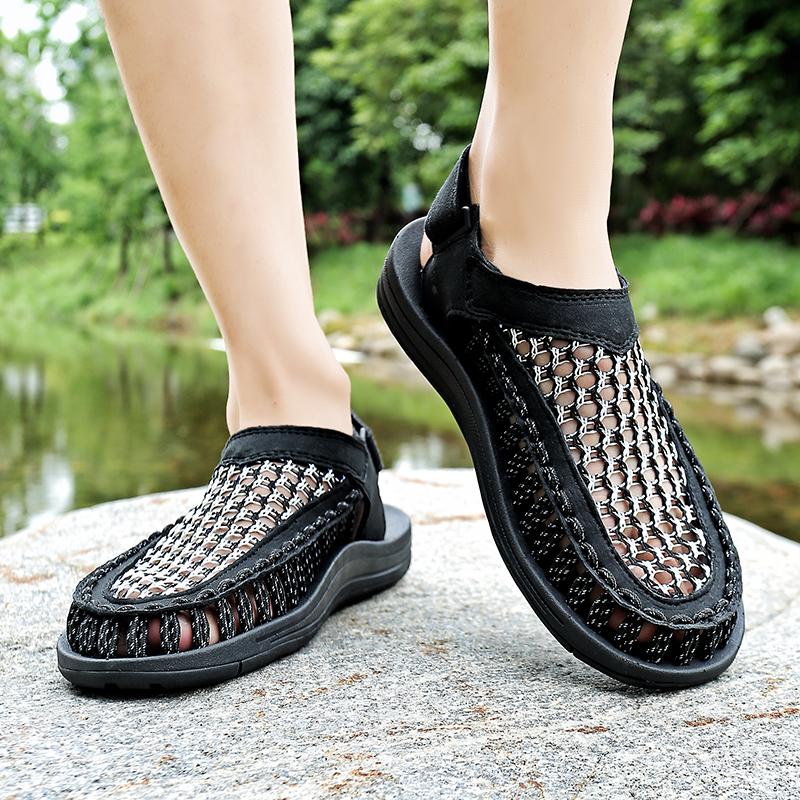 New Style Men Walking Shoes New Fashion Men's Sandals All-match Quick Dry Wading Aqua Shoes Cool Beach Flats Man Roma Footwear