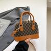 Vintage handbag  summer new trend casual shell bag shoulder bag fashion messenger bag