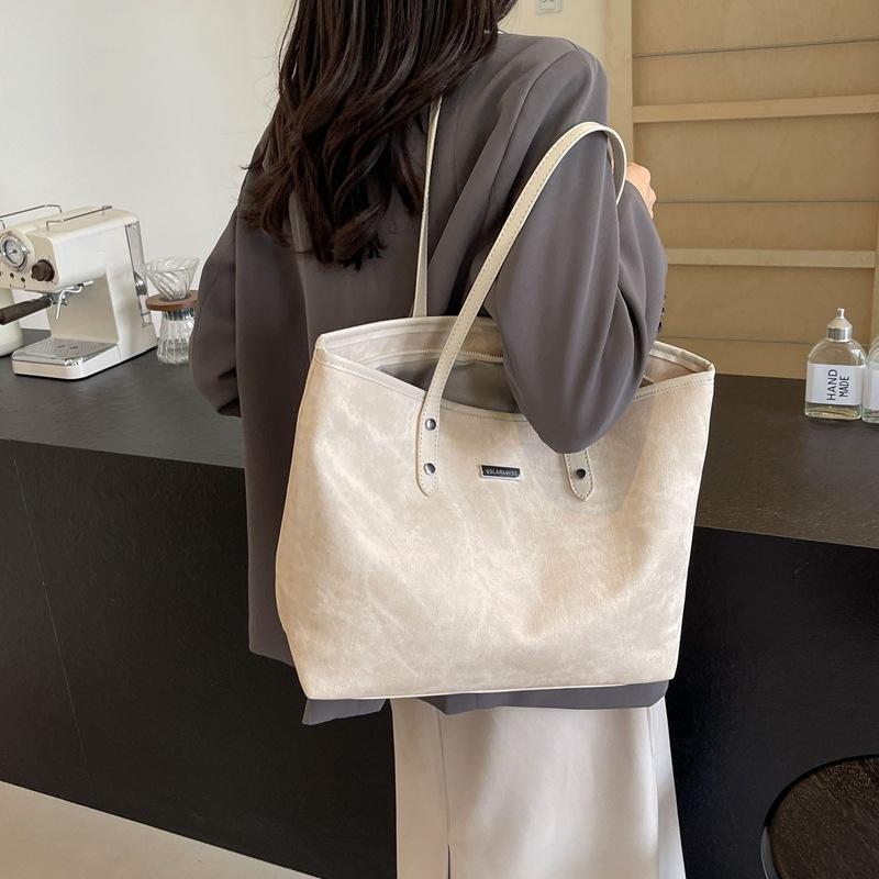 Fashion large-capacity tote bag Fashion commuter bag Women's summer 2025 new versatile shoulder tote bag