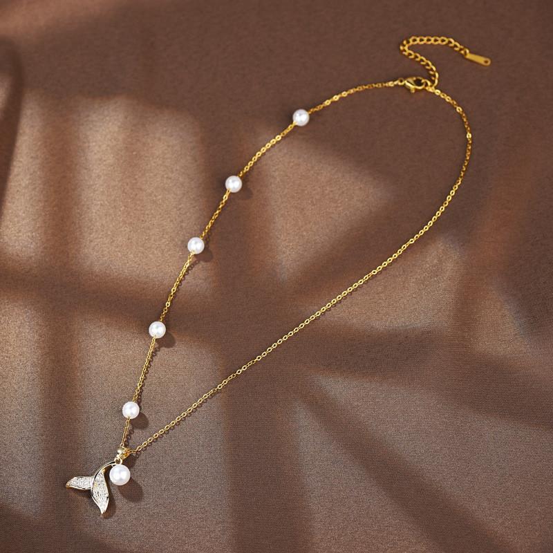 Elegant Titanium Steel Mermaid Pearl Necklace For Fashionable Women Unique Collarbone Accessory