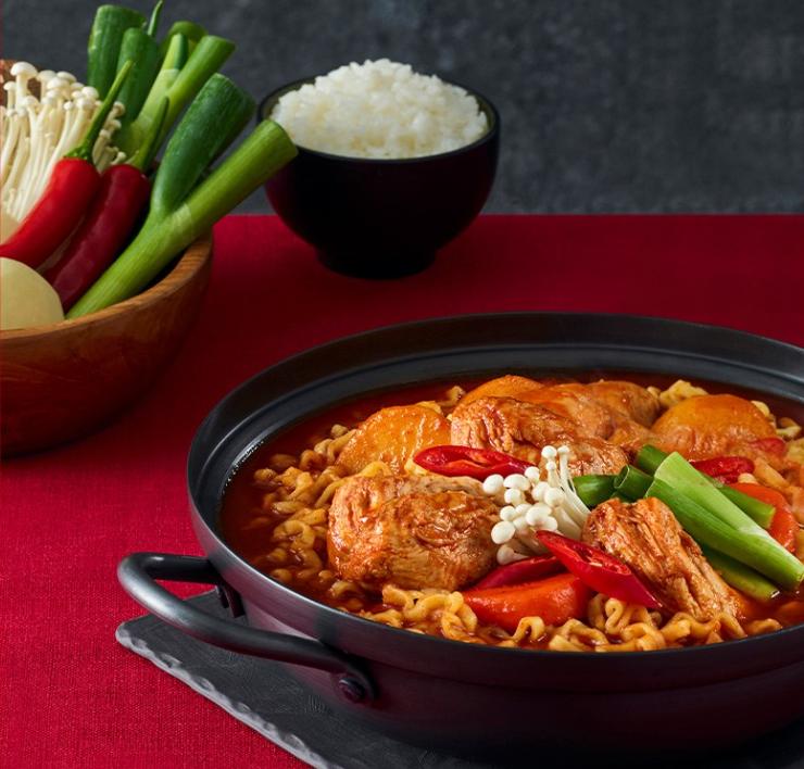 Samyang Buldak Bokkeumtangmyeon Spicy Soup Ramen 145g x 4 Packs