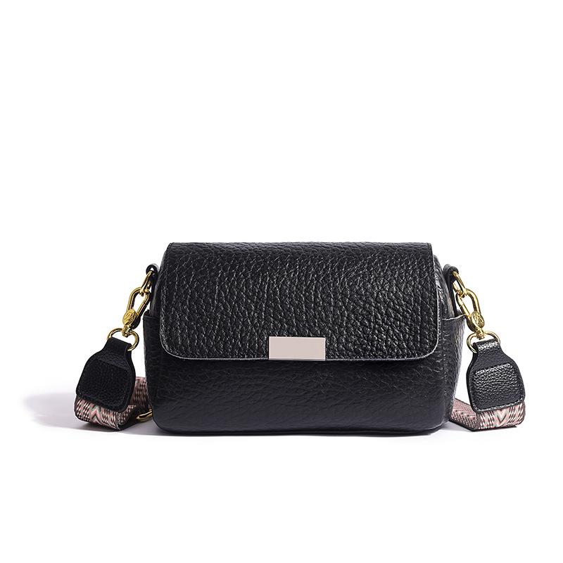 

Кожаные женские сумки осень-зима новая мода универсальные наплечные сумки-мессенджеры первый слой коровьей кожи маленькая квадратная сумка чёрный