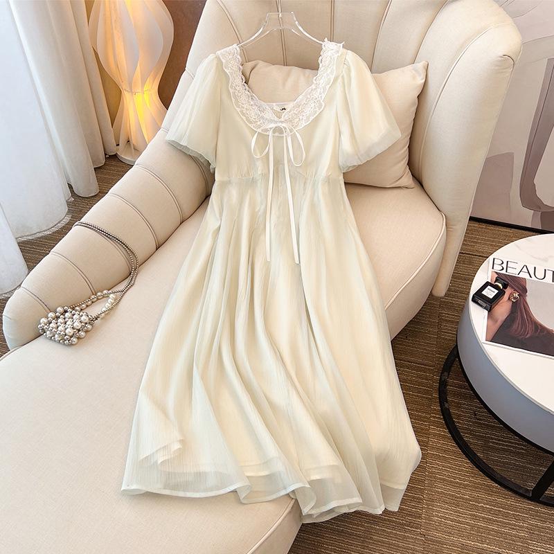 

Женское платье большого размера с кружевной талией, стройнящее фигуру - Весенне-летнее, средней длины, нежный стиль. 5XL: 210-245 jin