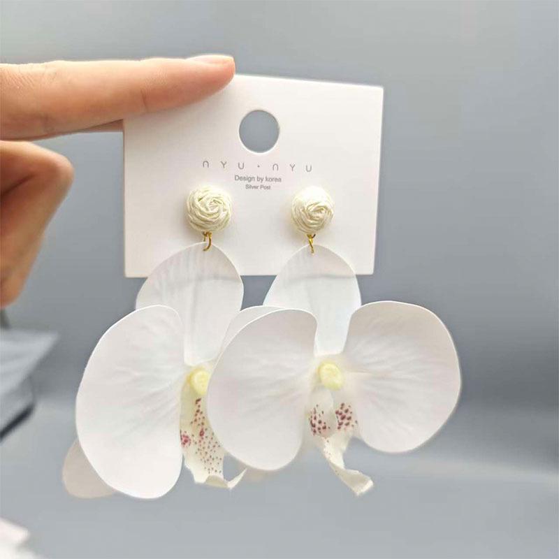 European-American Cross-Border Earrings: Women's Fashion 3D Butterfly Orchid Flower Head Jewelry, Exaggerated High-End Style