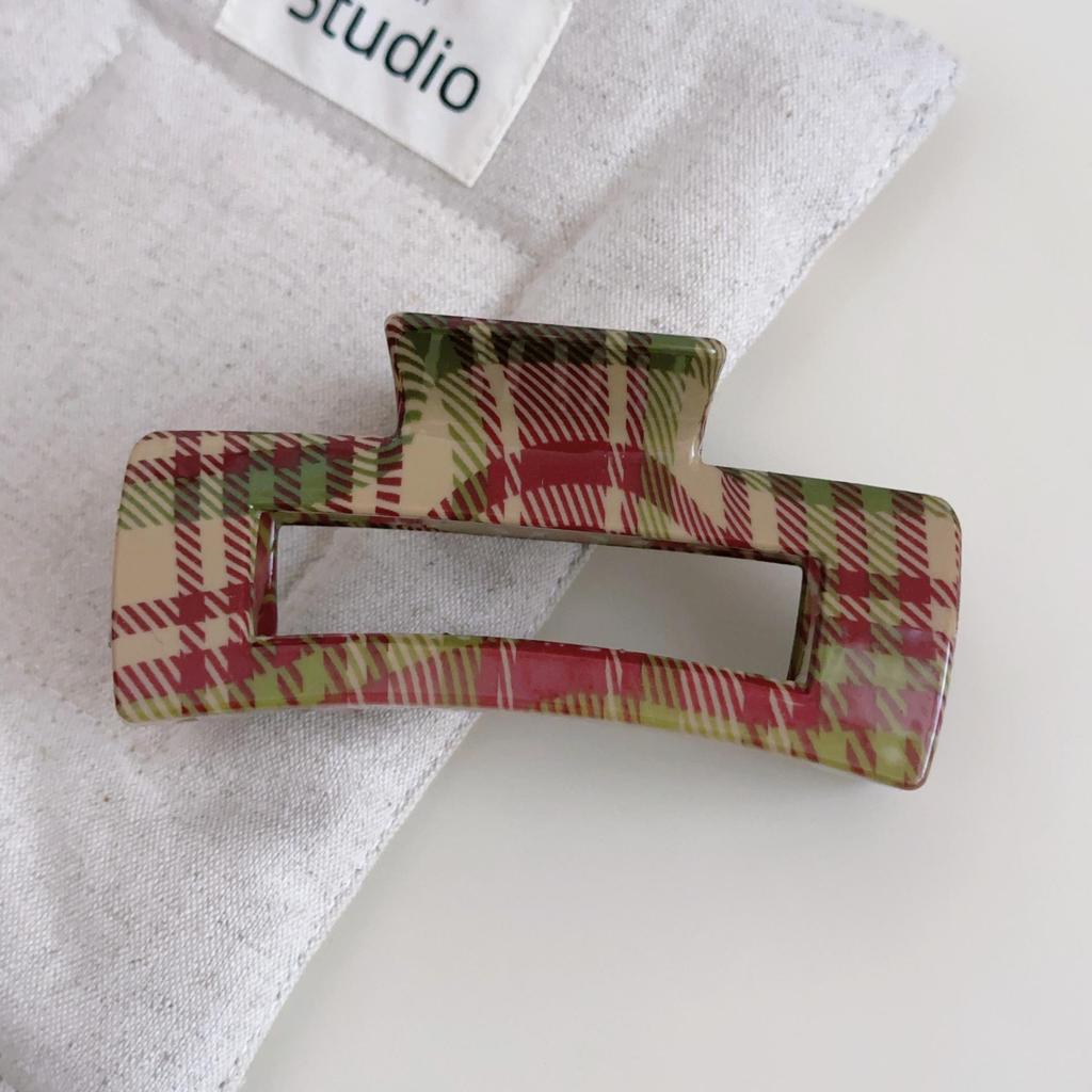 Plaid Shark Hair Clip: High-End Updo Accessory In Brown, Red, and Green - Perfect for Christmas Style