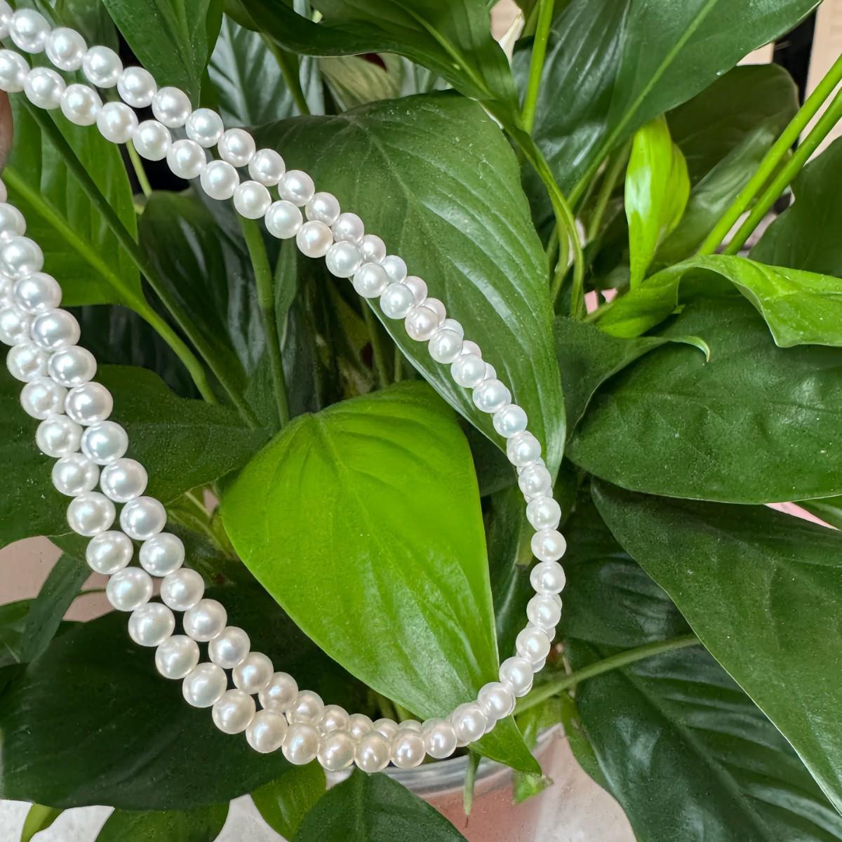 

Жемчужное колье из пресноводного жемчуга Акойя из Чжуцзи, 3,5-4 мм, с идеально гладкой зеркальной поверхностью и высоким блеском 3.5-4mm белый