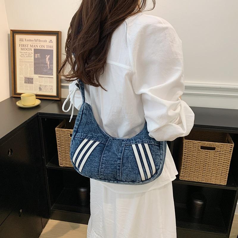 Fashion Denim Hobo Bag Ruched Strap Striped Design Zipper Closure Casual Shoulder Purse for Women