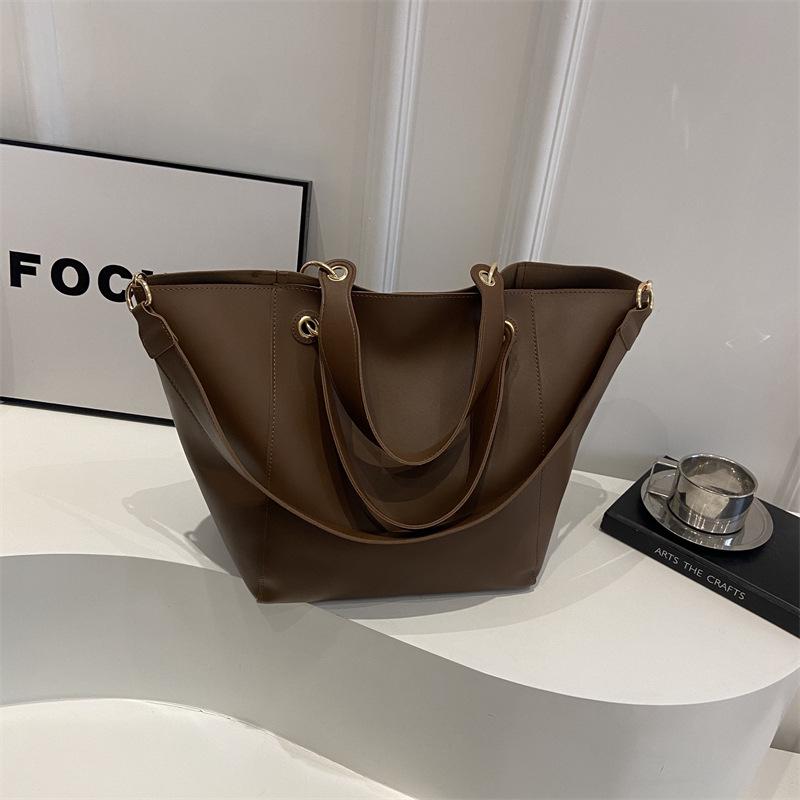 

Жіноча ретро проста сумка-відро - Сумка на плече для поїздок на роботу на осінь/зиму, Універсальна великої місткості сумка-тоут коричневий