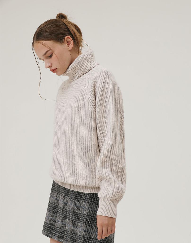 GIEMAR Turtleneck Sweater Beige
