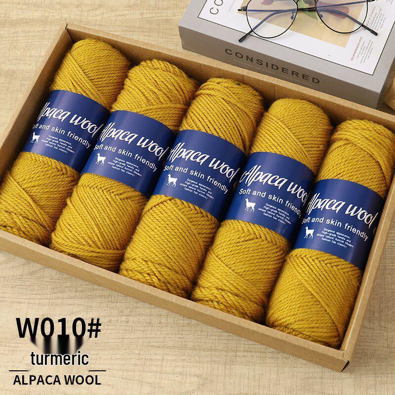 Soft Alpaca Yarn: Comfortable, ideal for hand-knitting scarves and other medium-thick projects.