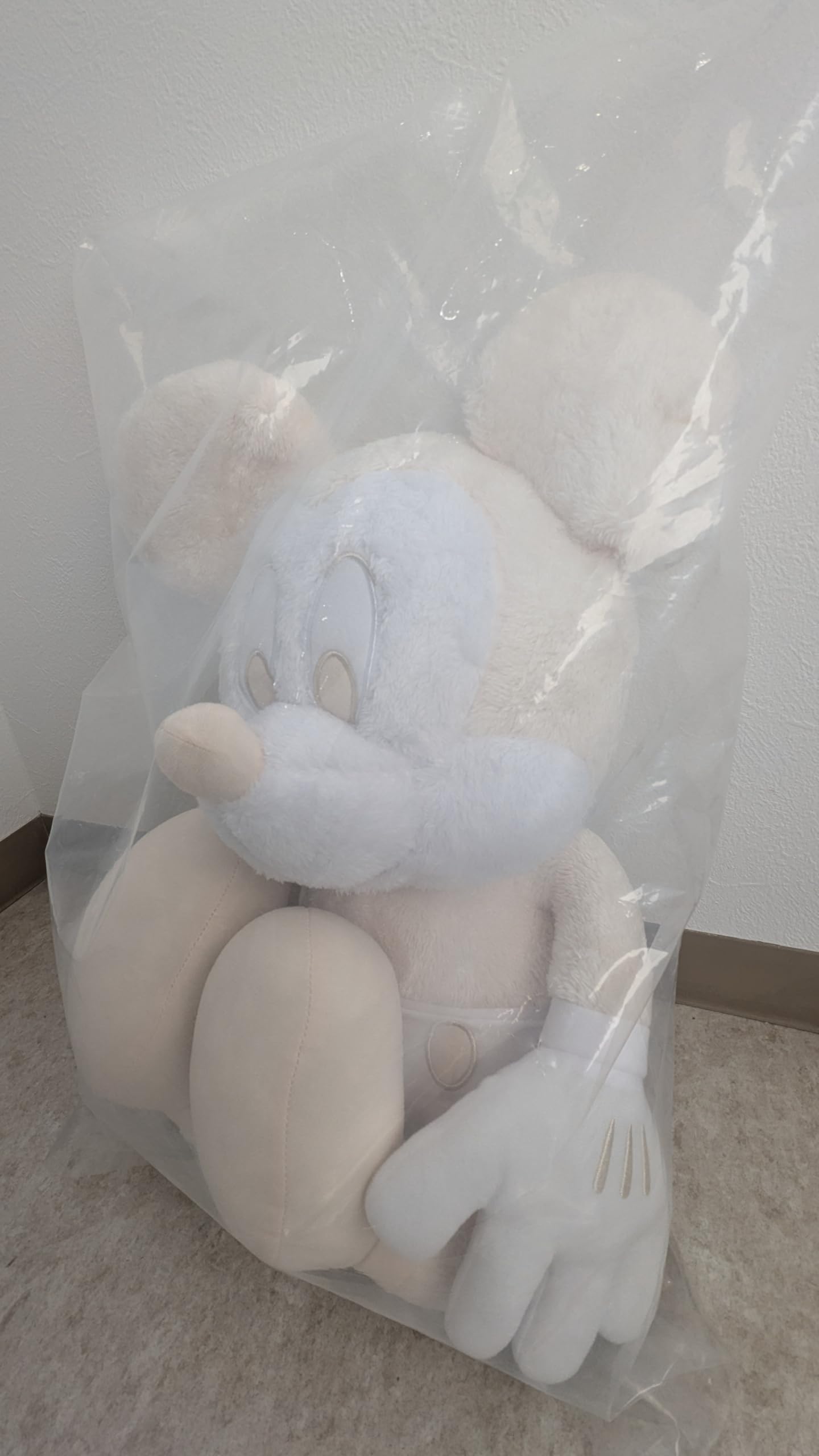 

Extra large 40cm Mickey Mouse 100th Platinum White Super BIG Plush Toy 100th Anniversary Plush Toy Official [Popular]