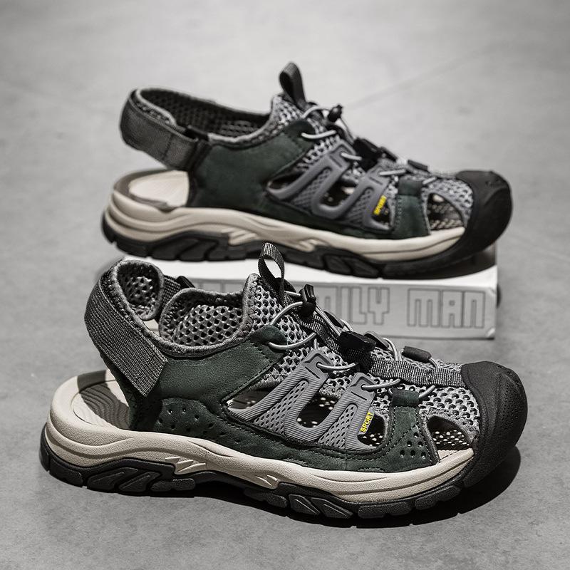 Sandals 22 summer new wear casual soft-soled beach shoes outdoor driving non-slip sandals