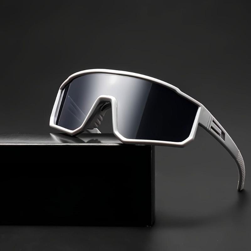 Large Frame Unified Lens Fashion GlassesSuitable for Men and Women Available in Multiple Colors