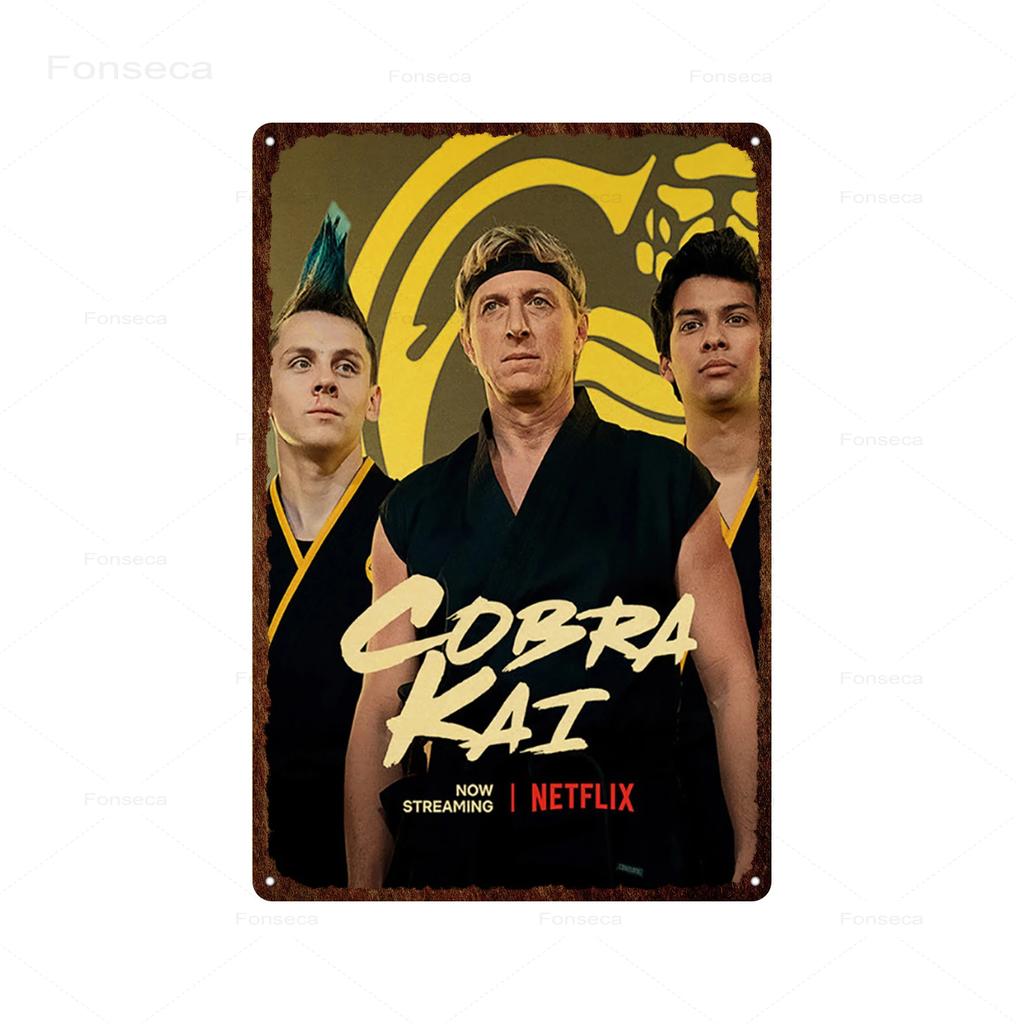 Klasický Kung Fu Komediální Film Kovové Plechové Značky Cobra Kai Retro Umění Nástěnná Samolepka Plakát pro Bar Místnost Domácí Dekorace Plechové Tabule
