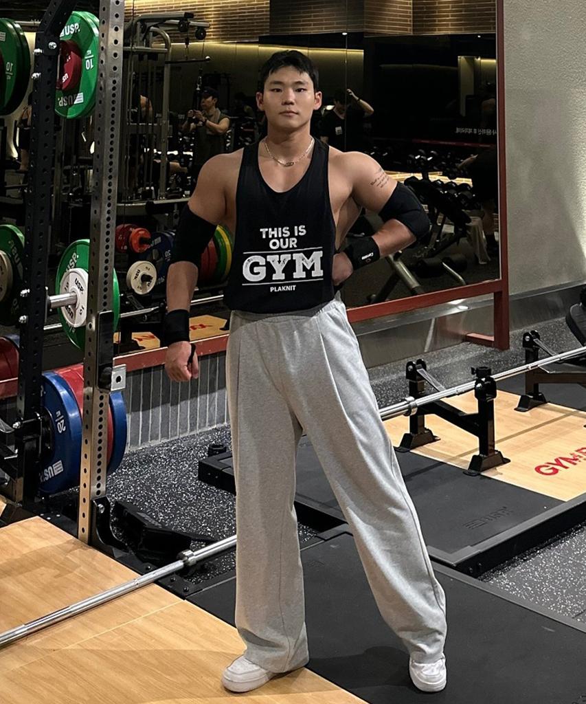 Leijibi [Summer] One-Pleat Wide Fit Fresh Sweatpants M (2 Colors)