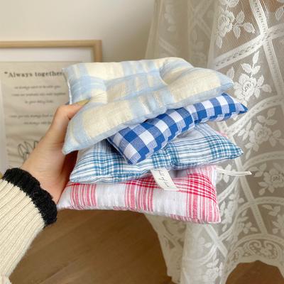 Masa dekorasyonu ve aksesuarları – Servis için bardak altlıkları ve bloknotlar