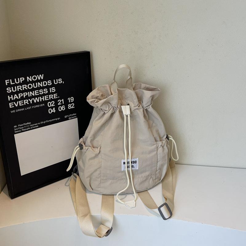 2025 Summer Fashion New Drawstring Backpack Large Capacity Bucket Backpack Sports Backpack Light Women's Travel Bag