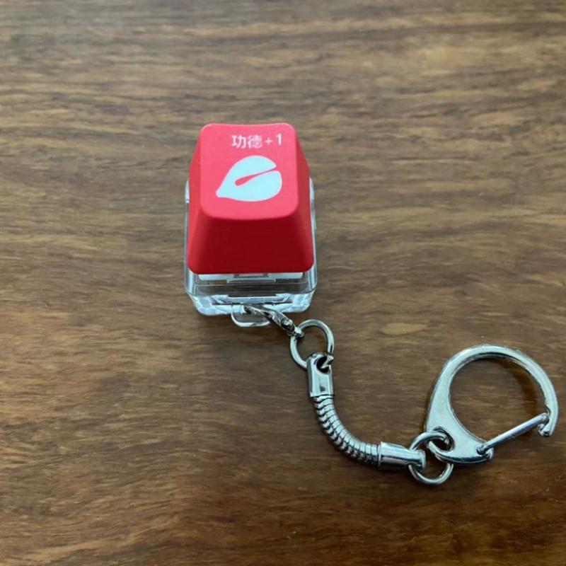 Keyboard Stress Relief Key Chain Cute Heart Keycap Keychain Fun Fidget Toy Ring Bag Pendant Decoration