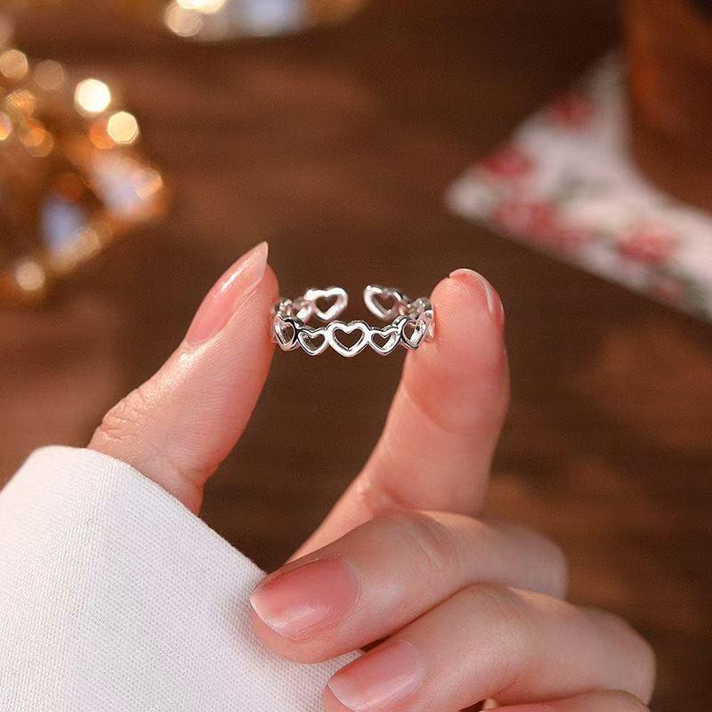 Luxury Adjustable Hollow Heart Ring - Women's Versatile Fashion Index Finger Ring