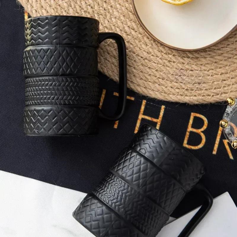 1 stk Dekk Keramikk Krus Kreativ Nyhet Dekkformet Kopp Stor Kapasitet Varmebestandig Kontor Hjem Kaffe Frokost Krus Gaver