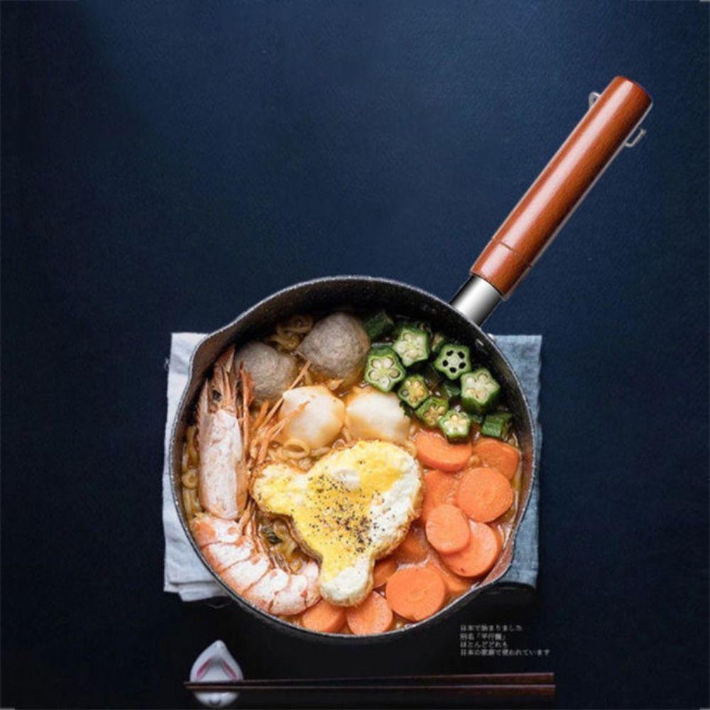 Portable Iron Omelette Pan Non-stick with Wooden Handle Wheat Stone Stockpot Noodle Pot Kitchen Supplies