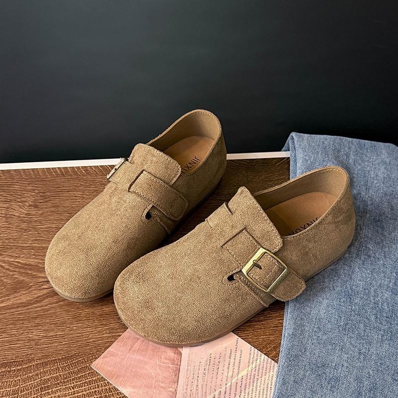 New Style Vintage Shoes for Women, Suitable for Autumn and Winter, Adding Height with One Step.