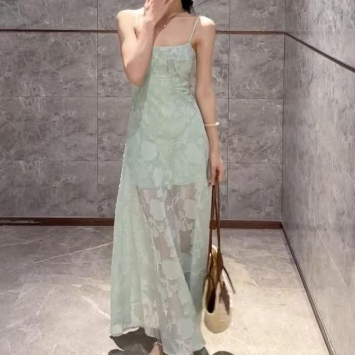 

Seaside vacation gentle wind floral suspender dress summer new elegant temperament pinched waist dress children S