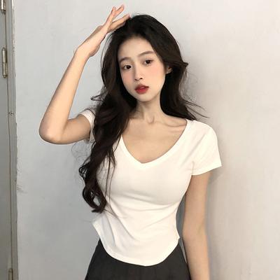 Tops – T-Shirts