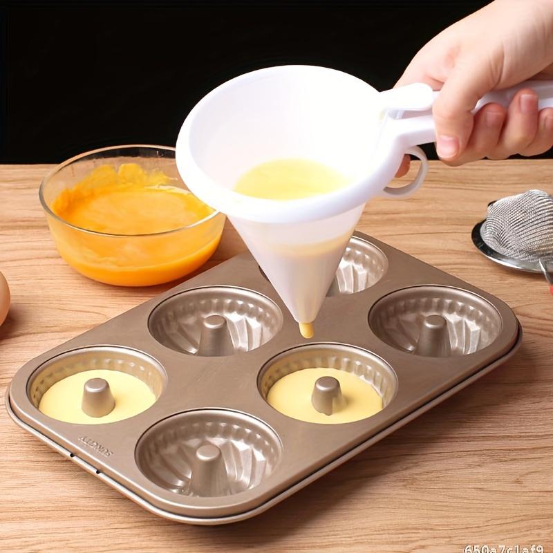Adjustable Handheld Batter Dispenser for Baking - PP Plastic Pancake & Cupcake Pourer, Multifunctional Chocolate Dispenser with Stand