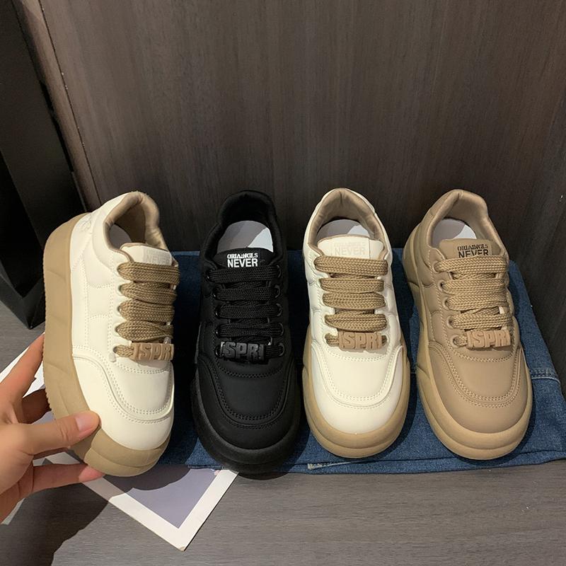 Women Sneakers Soft Non-slip Breathable Skateboarding Shoes Hot Selling Woman Campus Student Fashion Lace-Up Sports Flats