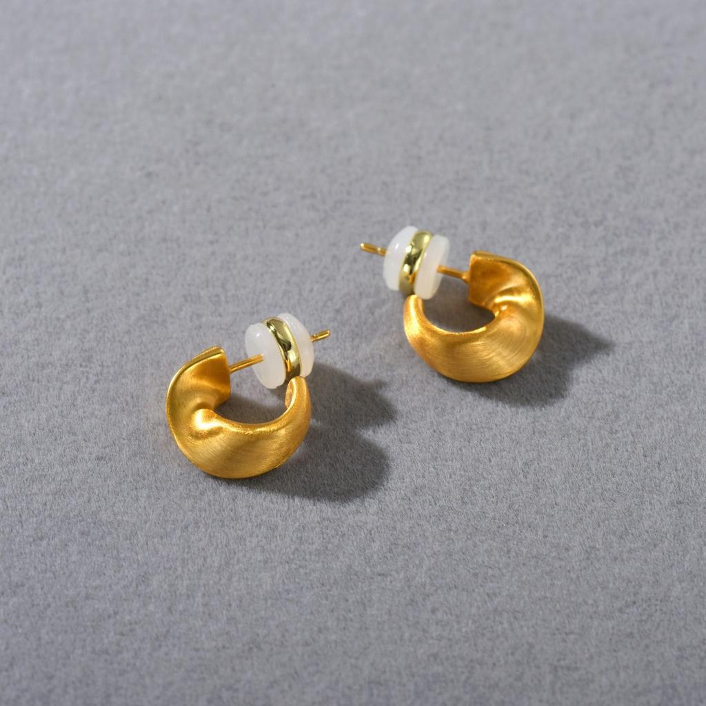 Fashion Brass Plated 18K Real Gold Brushed C-Type Irregular Stud Earrings With Unique Personality And Trend Light Luxury Earrings For Women
