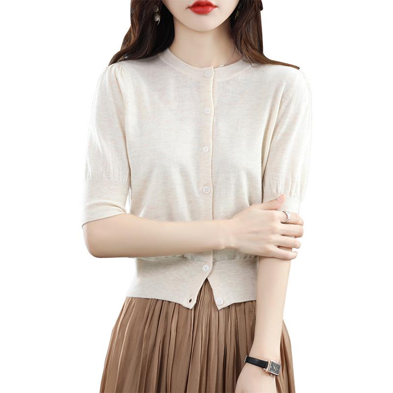 2023 Korean Style Women's Round Neck Knitwear Cardigan - Versatile, Stylish, Simple Loose Fit for Spring