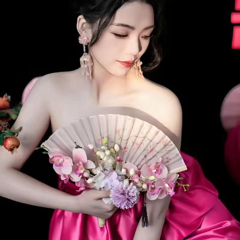 New Chinese Style Bride Folding Fan Bouquet for Engagement or Robe Accessory