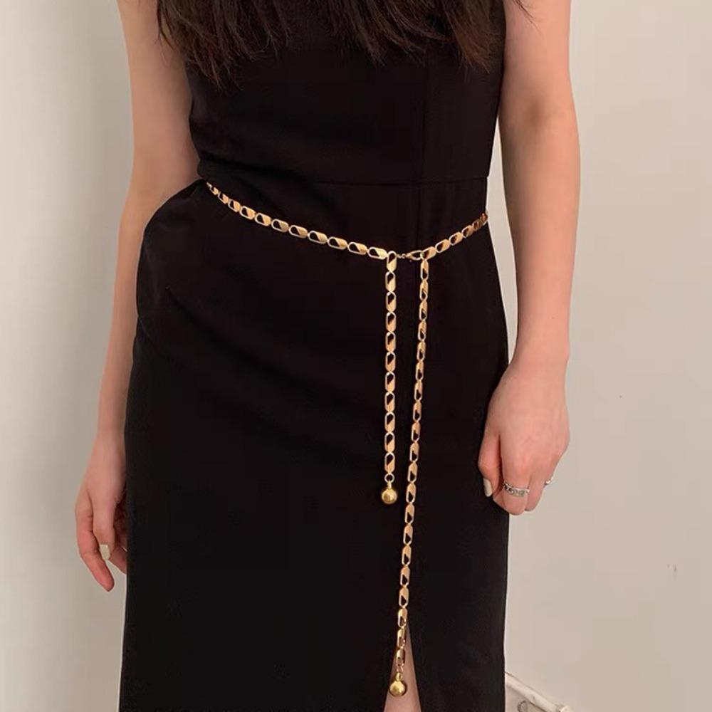 Carved Hollow Out Chain Belts Metal High Waist Belt Retro Waist Chain  for Women Dress