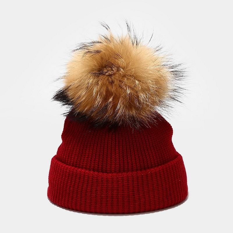 

Baby Knit Cap For Autumn And Spring Thermal Protection With Plush Ball Decoration бордовий