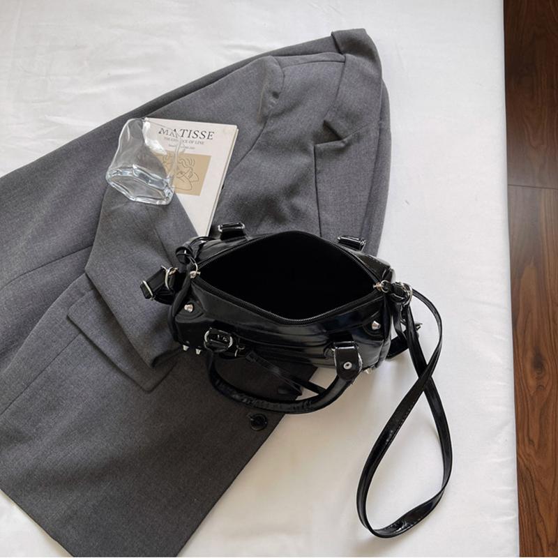 Fashion Rivets Large Capacity Pillow Bag European and American Bowling Motorcycle Handbag Single Shoulder Crossbody Women's Bag