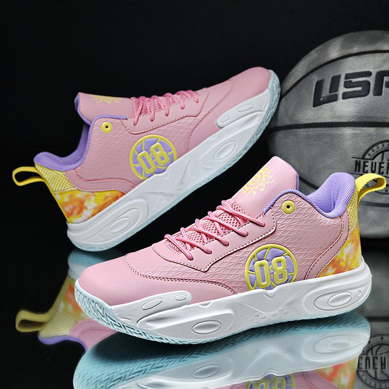 New basketball shoes, men's and women's low-top actual combat sneakers, rubber soles, student cement floor sports shoes, and a 2025 pair of boots.