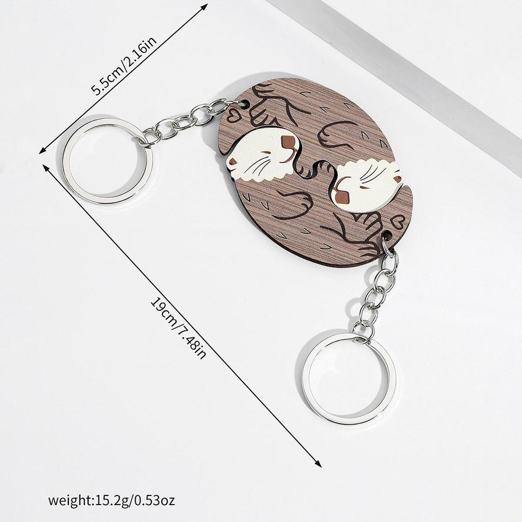 Wooden Otter Couple Keychain Pendant - Valentine's Gift for Partners and Friends