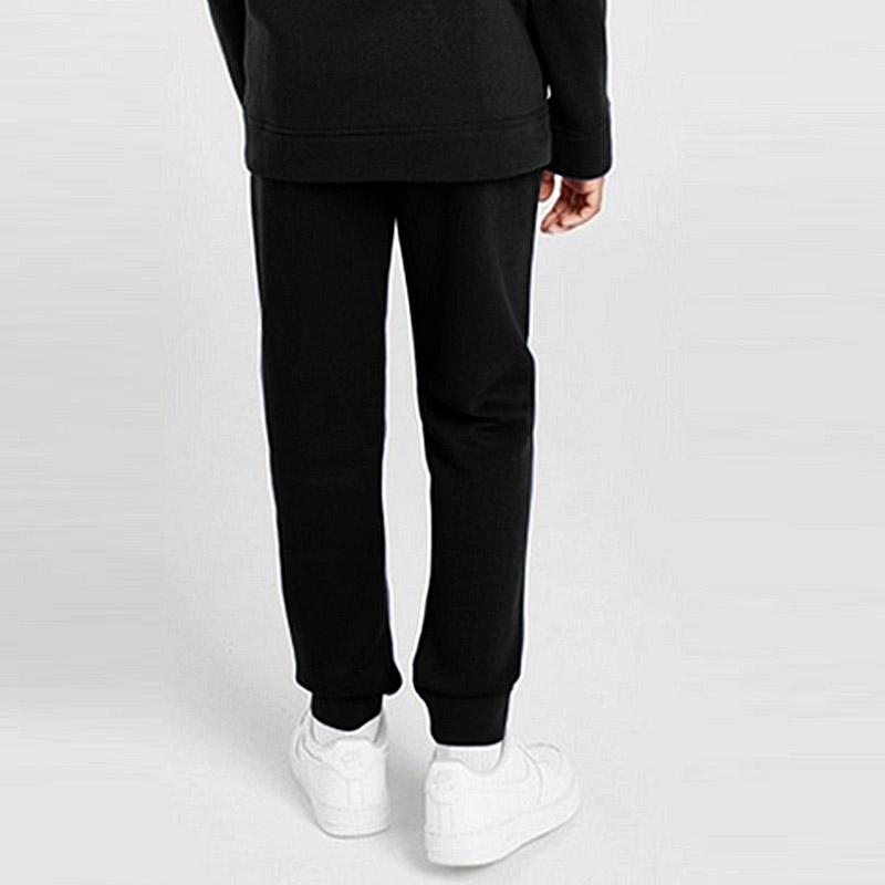 Nike Fleecefôret brodert logo avslappet sportsett barn aktivtøy svart BV3634-010
