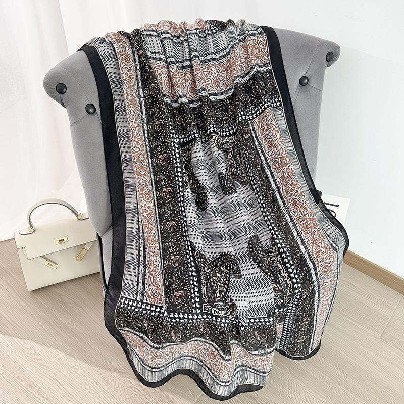 Summer thin cotton and linen scarf women's versatile temperament fashion silk scarf travel sunscreen scarf air-conditioned room shawl dual-purpose