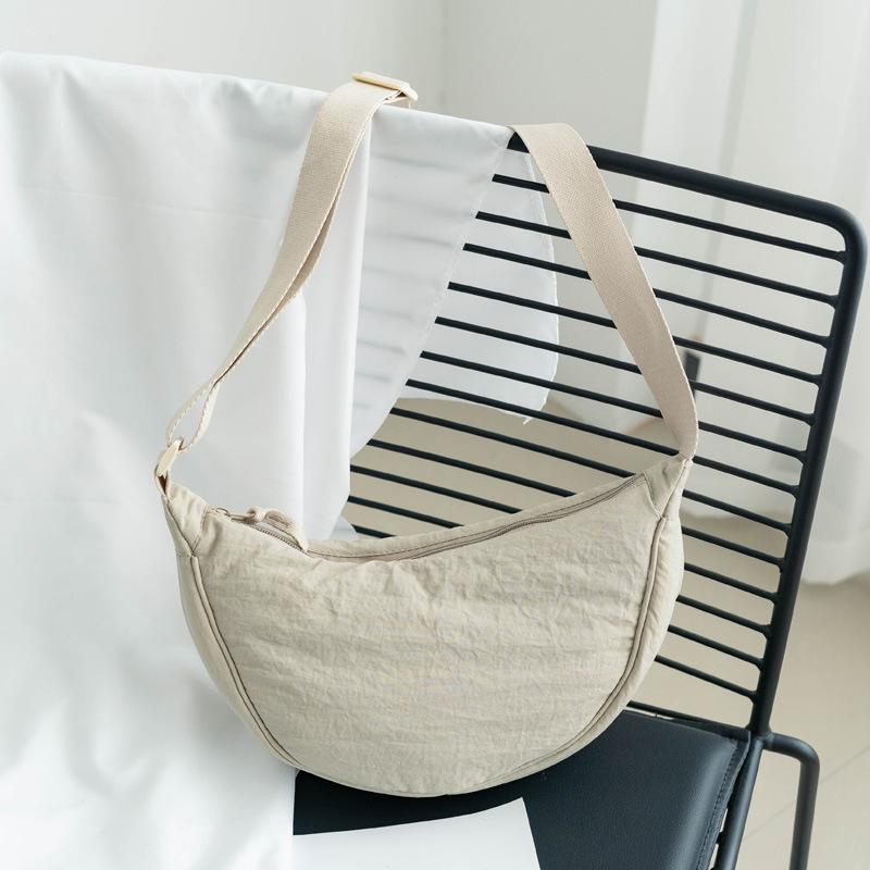 Casual Minimalist Crescent Zipper Shoulder Bag, All-Match Versatile Handbag For Daily Use, Sports Bag