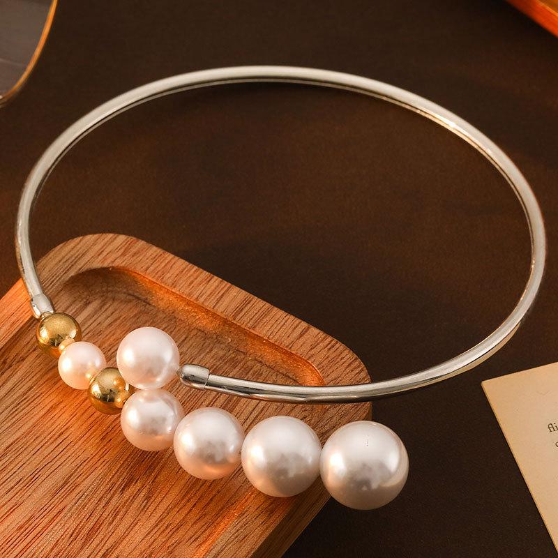 Pearl Geometric Necklaces with A High-end Feel Open-top Necklaces and Niche Individual Accessories