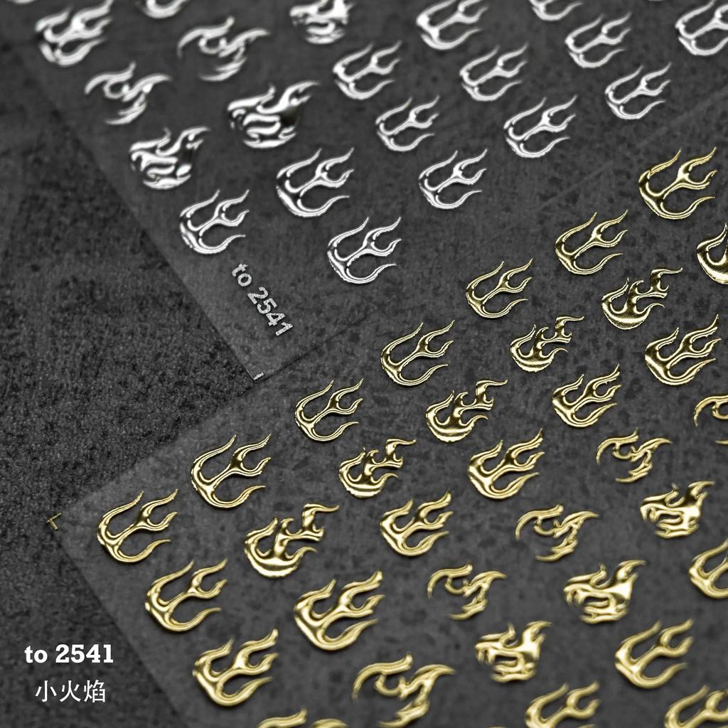 1pcs 5D Bronzing Retro Star Nail Art Stickers Luxury Gold Silver Fire Pattern Nail Decorations Transfer Decals DIY Accessories
