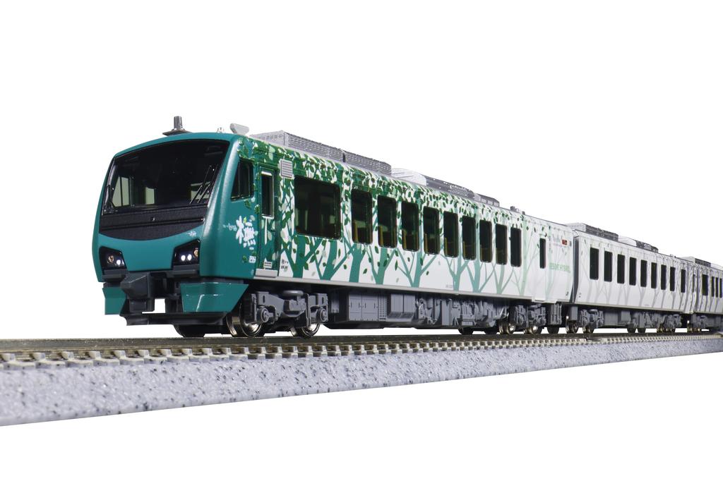 KATO N Gauge Series Buna Formation Set Railway Model Diesel Railcar HB-E300 "Resort Shirakami" 4-Car 10-2073