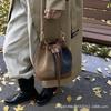 Beliebte kontrastfarbene kleine Taschen, neue Damen-Umhängetaschen für Herbst und Winter, modische tragbare Bucket Bags