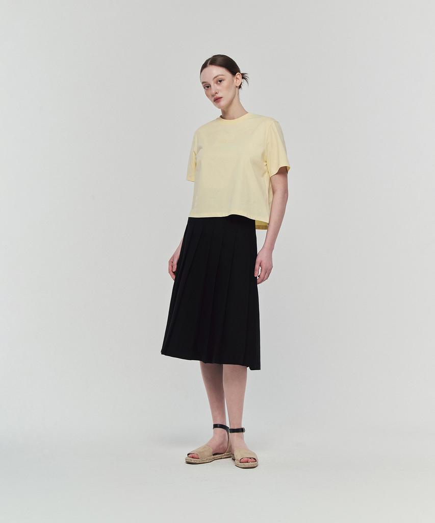 DUVETICA Mirasol Crop (Light Yellow) (Women'S Short Sleeve T-Shirt)